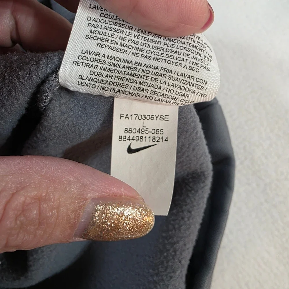 Nike Mens Dri-FIT Graphic Swoosh Hoodie Grey Pullover Size L Outdoor Basketball‎
